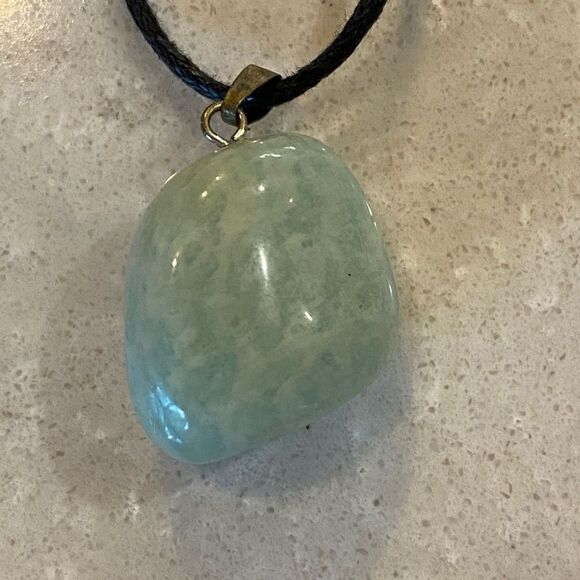 3 Gemstone Necklaces - Picture 6 of 9